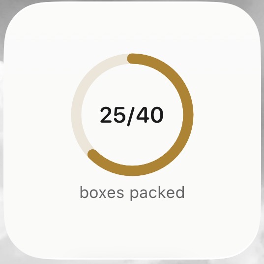 Small BoxSmartly Home Screen widget showing a 25 of 40 boxes packed progress ring